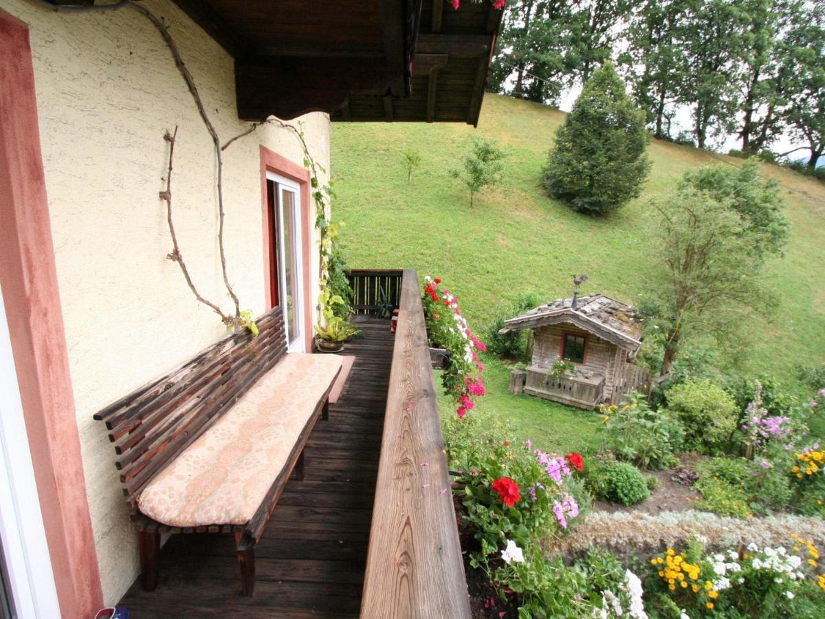 Huge Holiday Home in Hopfgarten im Brixental near Ski Lift Exterior foto